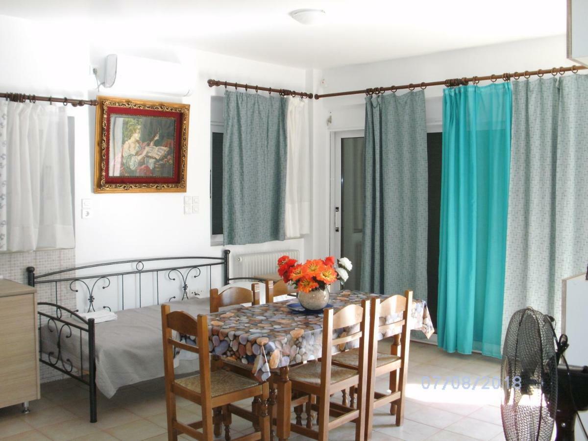 Nina Rooms Артеміда Екстер'єр фото