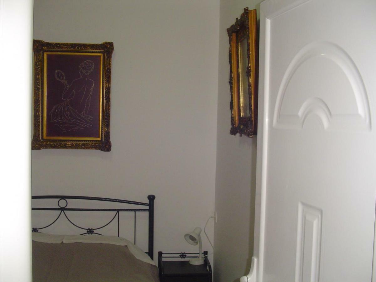 Nina Rooms Артеміда Екстер'єр фото