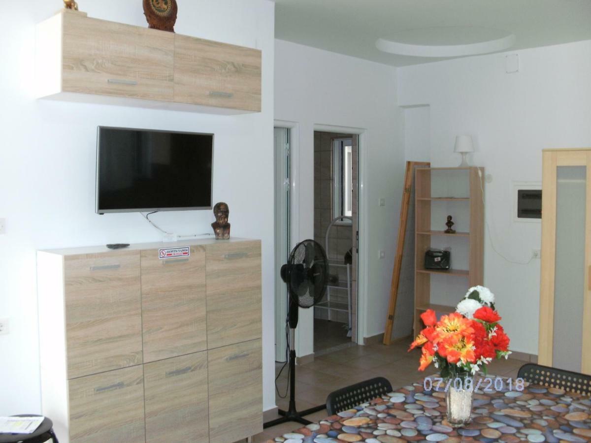 Nina Rooms Артеміда Екстер'єр фото