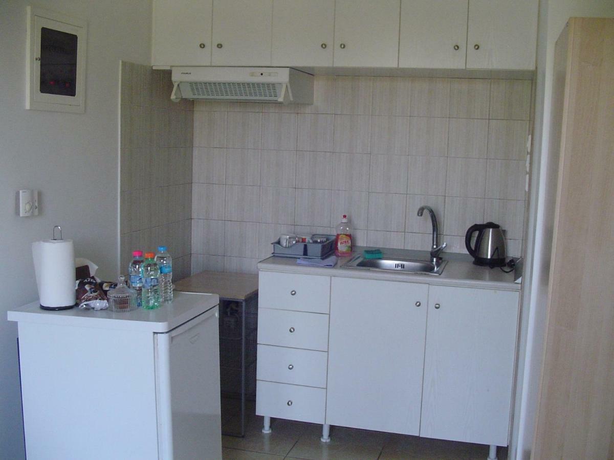 Nina Rooms Артеміда Екстер'єр фото