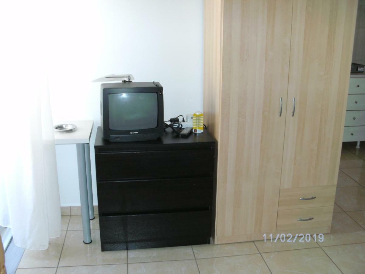Nina Rooms Артеміда Екстер'єр фото